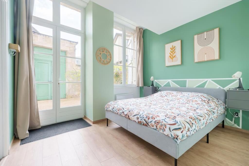 Appartement Lumineux Avec Cour Chaumont  Luaran gambar