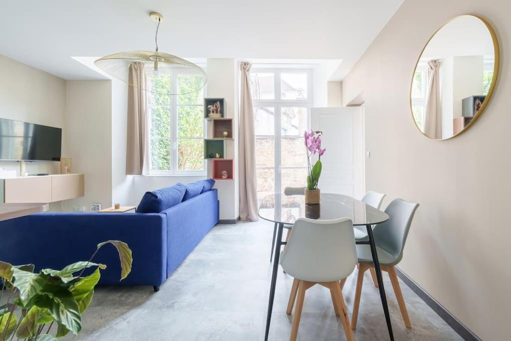 Appartement Lumineux Avec Cour Chaumont  Luaran gambar